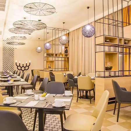 Royal Σάνι Μπιτς